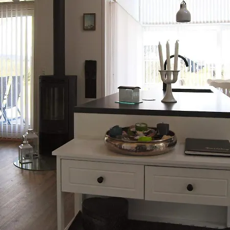 Cozy Cottage Retreat In Tranum-By Traum Brovst