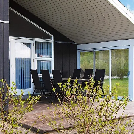 Дом отдыха Cozy Cottage Retreat In Tranum-By Traum Brovst